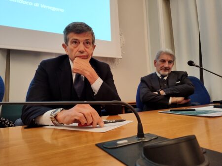 Varese: Lupi e i moderati affollano Villa Recalcati