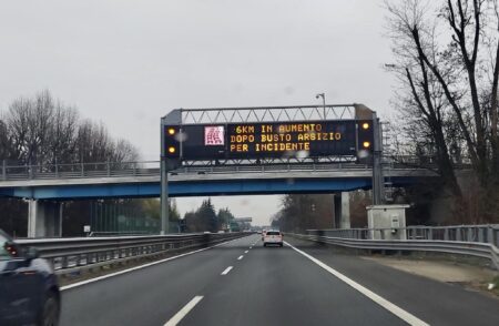 Busto: 6 km di coda per incidente verso Milano