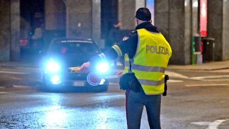 Varese: Alcol del sabato sera, 2 denunce della Polizia