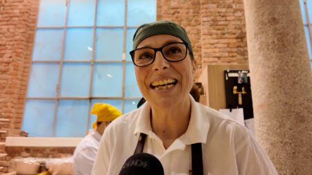 Varese: Debora: “Il mio cappelletto? Arte di famiglia”