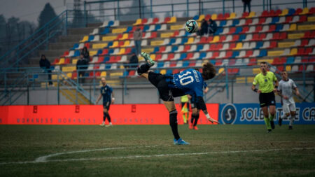 Calcio: La Solbia torna grande. Caronnese al tappeto