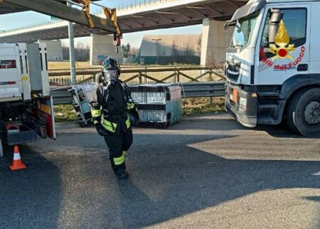 Lodi: Acido sulla SP17, Vigili del Fuoco sul posto