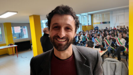 Venegono S.: Levantino, “Come insegno la legalità a scuola”