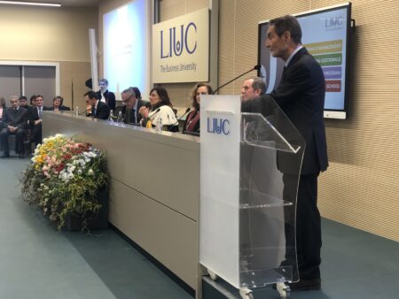 Castellanza: Fontana alla Liuc, “Futuro di speranza”