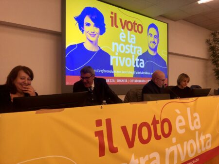 Busto: Landini arriva tra gli applausi a Malpensafiere