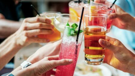 Gallarate: Alcol venduto a minorenni, pugno duro del sindaco