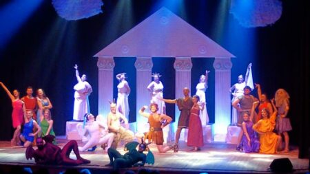 Gallarate: Compagnia Dietro le Quinte, 25 anni di emozioni