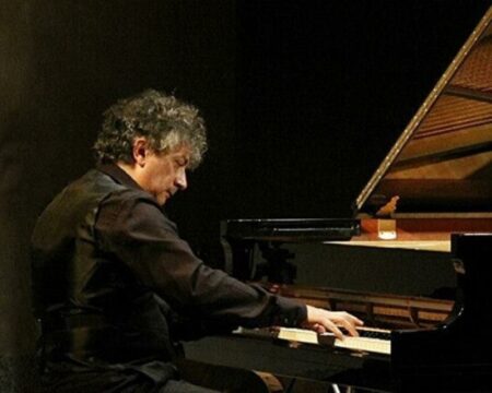 Gallarate: Marco Marcuzzi e la magia del “Giallo in Musica”