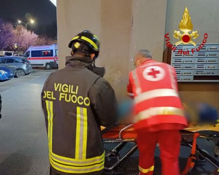 Busto: Anziana cade in casa, soccorsa dai pompieri