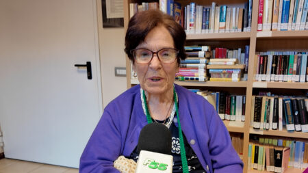 Varese: Molina, Angela: poetessa sarda in lingua lombarda