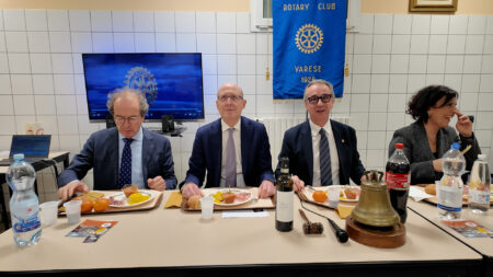 Varese: Un Questore in mensa, cuore Rotary per la povertà