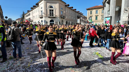Varese: Carnevale Bosino: musica, coriandoli e Sud America