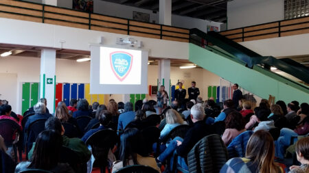 Castronno: Sicurezza digitale: la scuola coinvolge i genitori