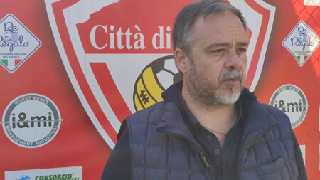 Calcio: Rosati, “Addio di Floris? Una sconfitta per tutti”