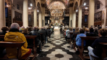 Varese: Un popolo in preghiera nel cuore di Papa Francesco