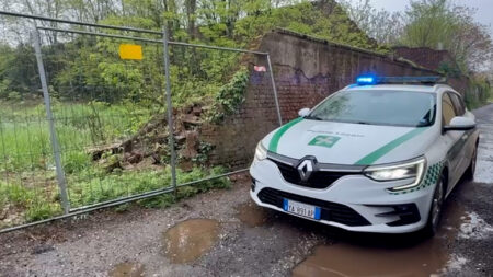 Busto: Violenza, “Lei tremava, lui picchiava gli agenti”