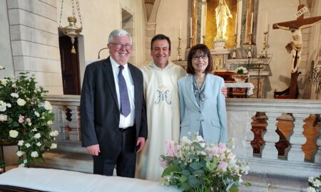 Daverio: Cherubino all'altare per il rinnovo delle promesse