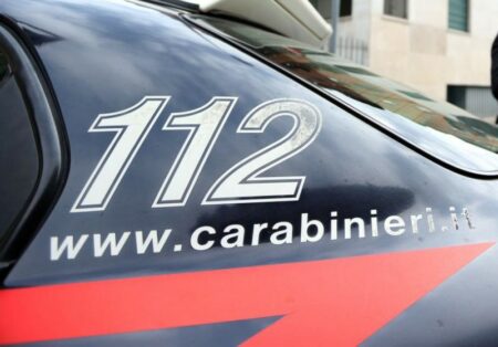 Vigevano: Vigevano, 43enne ucciso in casa a coltellate