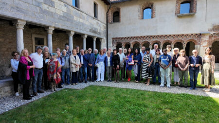 Gavirate: 35 artisti “dialoganti” al Chiostro di Voltorre