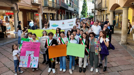 Varese: Giovani in marcia, “Le mafie non vinceranno mai”