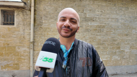 Busto: Il ritrattista dei VIP è in partenza per la Cina