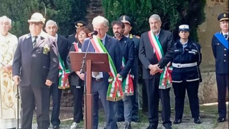 Samarate: Omaggio ai Caduti senza Croce, "La pace va difesa"