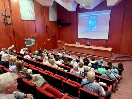 Busto: Over 65, boom dei corsi sul digitale