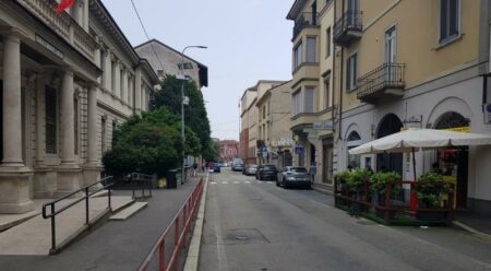 Varese: Rissa in via Como, bloccati da un agente di PL