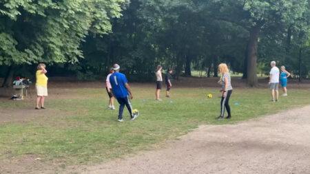 Castellanza: Al Pam si gioca a calcio camminando. Tante donne