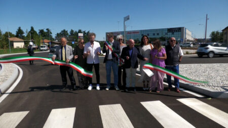 Gallarate: Nuova rotonda green, contro traffico e smog