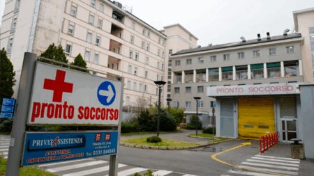 Tradate: Cade dal 6° piano dell’Ospedale e muore
