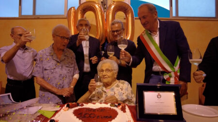 Busto: Irene Tovaglieri, 100 anni: “Il segreto? Lavorare”