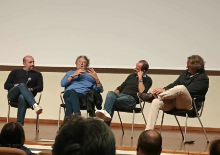 Varese: Pienone per "Io sono Lago", con Iacchetti