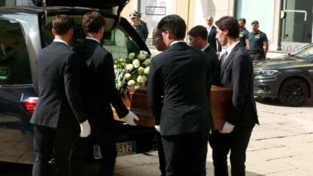 Varese: Ciao Alfredo, l'addio della comunità ad Ambrosetti