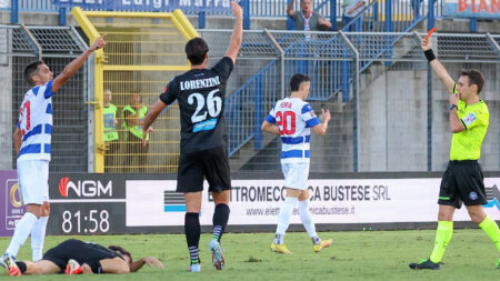 Calcio: La Pro Patria ferma il Novara in nove contro tutti
