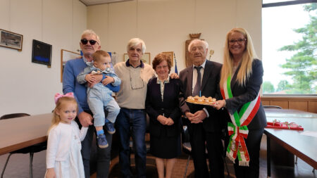 Carnago: I 100 anni di Dante, orgoglio della comunità