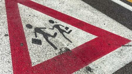 Cassano: Zone scolastiche, scattano sanzioni e limite 30