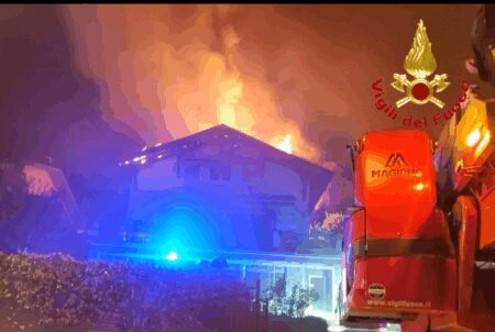 Ranco: Spaventoso incendio, due intossicati