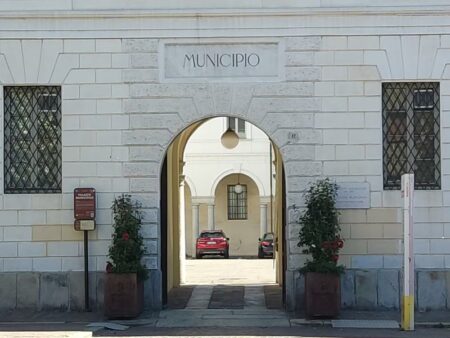 Busto: Dote Comune, due posti da tirocinante