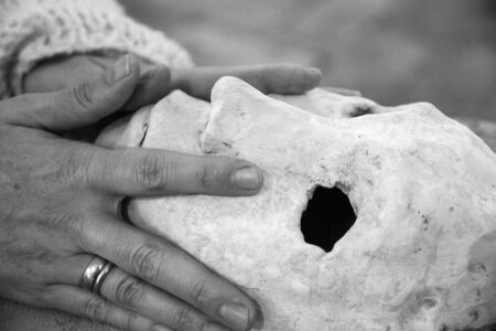 Gavirate: Ultimi giorni per “Contaminazioni” al Chiostro