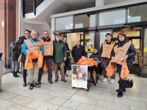 Varese: La Colletta riempie i carrelli di solidarietà