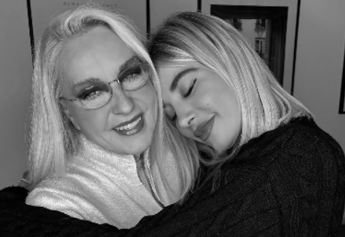 Clizia Incorvaia: "Da Eleonora Giorgi 15 lettere e regali di Natale a mio figlio fino ai 18 anni"