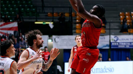 Basket: I Knights ribaltano Desio e si prendono la vetta