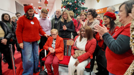 Varese: 1522, la panchina rossa cucita “In Maglia”