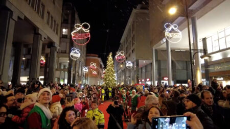 Busto: Oltre 300 commercianti accendono il Natale 2025