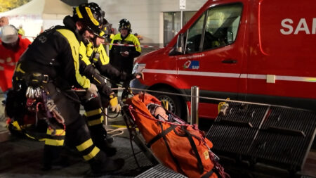 Milano: Fiamme in galleria per l’esercitazione olimpica
