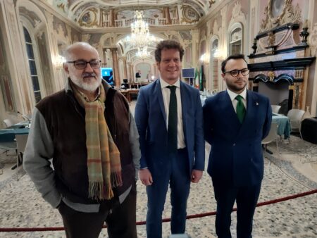 Varese: Bianchi nel consiglio deserto: "Fa male a tutti"