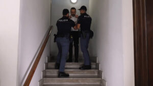 Vergiate: Truffano un’anziana, arrestati due italiani