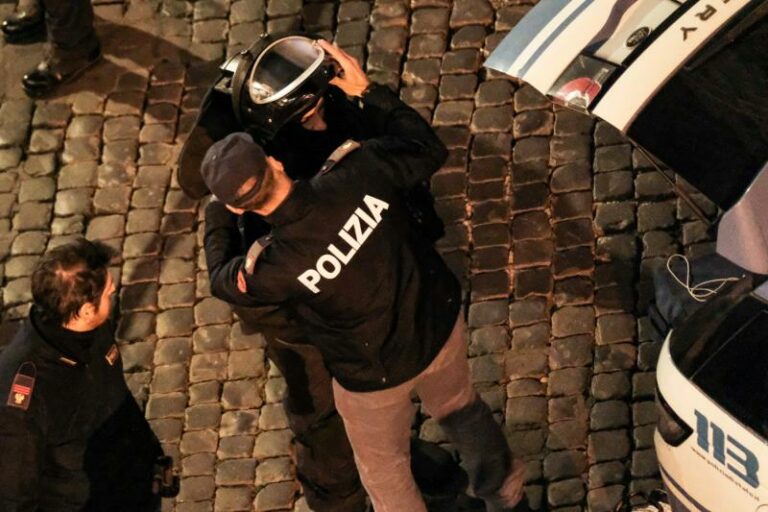 Busto: Allarme bomba, arrivano gli artificieri