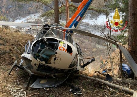 Sondrio: Elicottero precipitato, un morto e 3 feriti